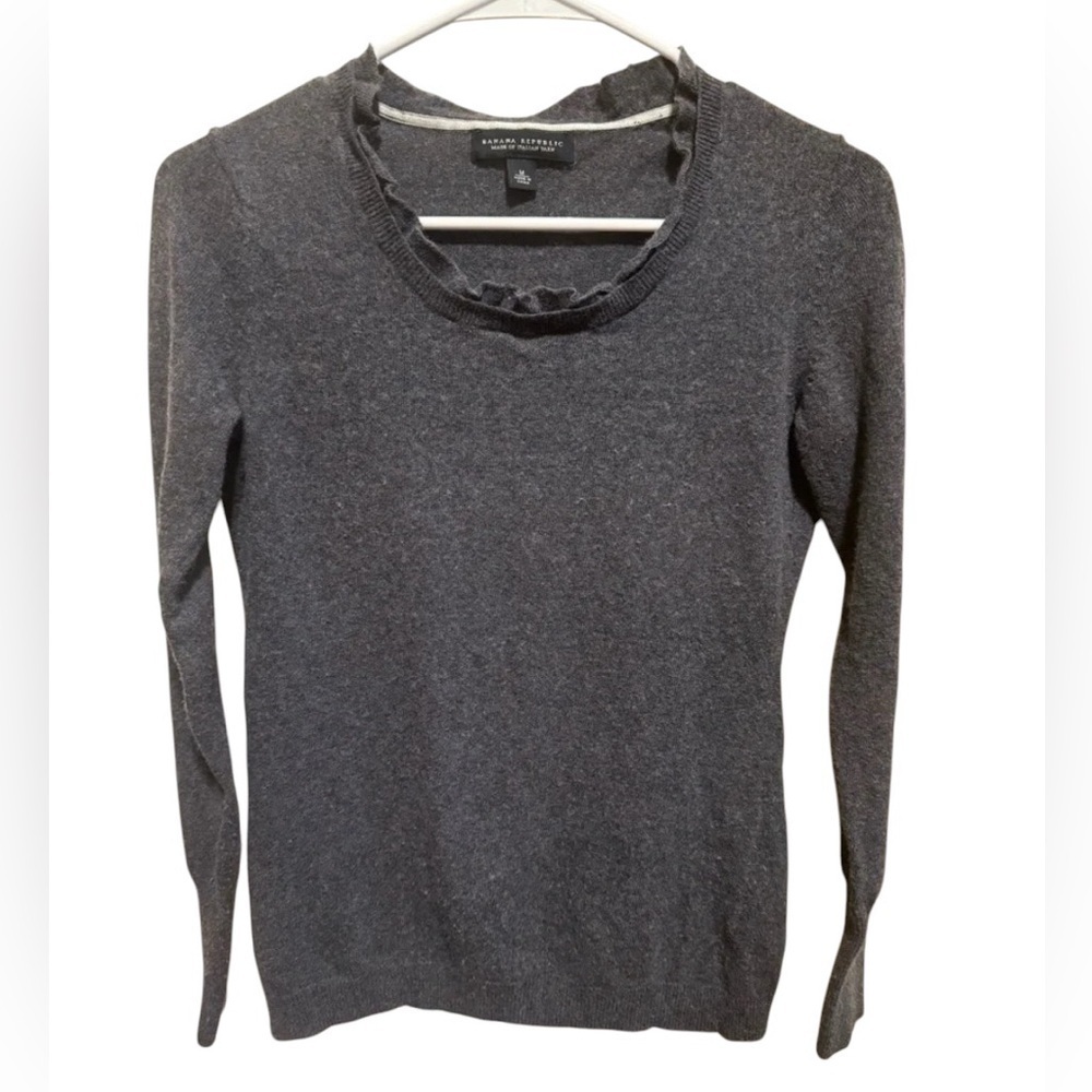 Banana Republic Wool Cashmere Gray Ruffle Neck Women’s Sweater Sz M